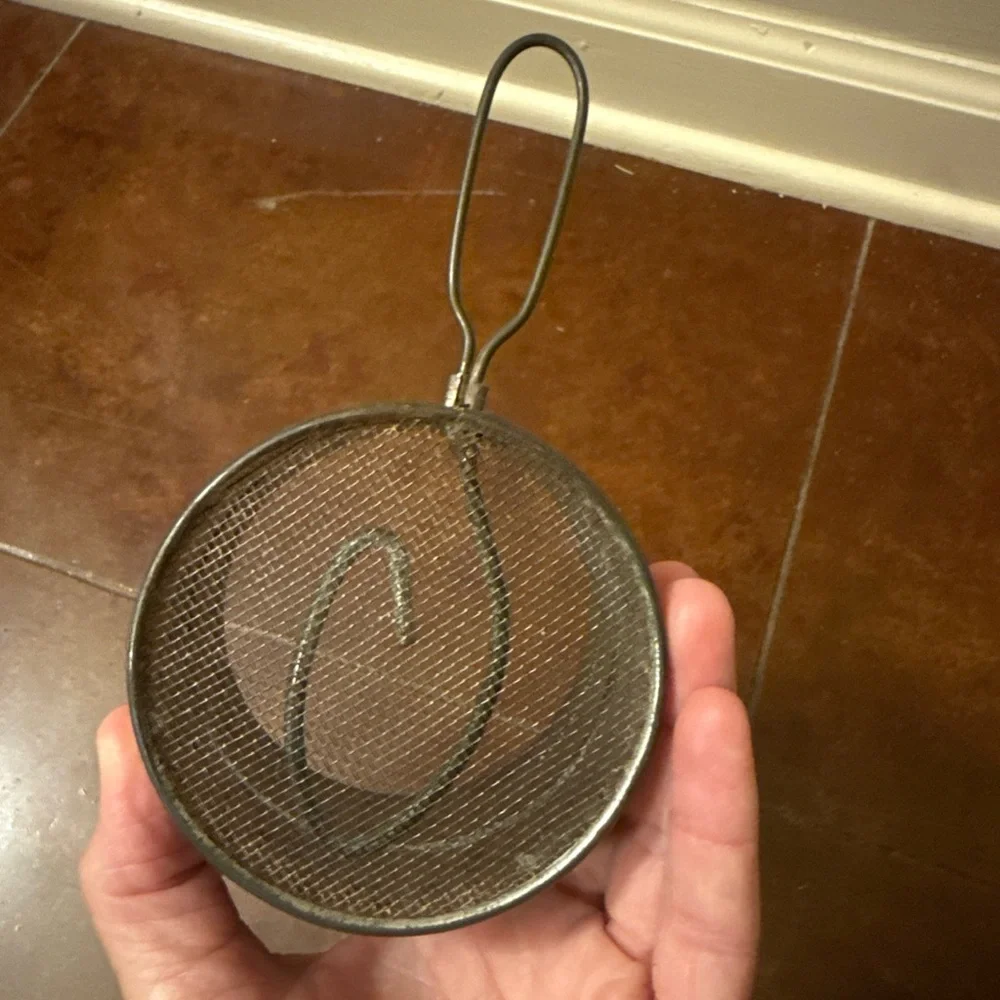 VINTAGE Two Cup Hand Turn Sifter